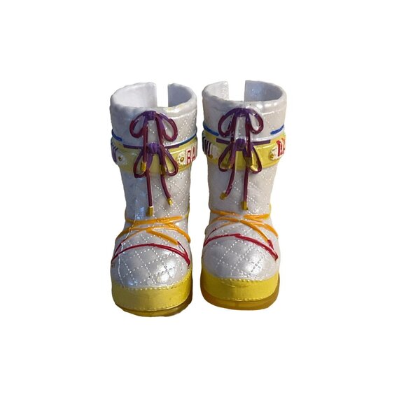 Rainbow High Winter Break Sunny Madison Replacement Shoes Snow Boots Rainbow - Picture 1 of 7